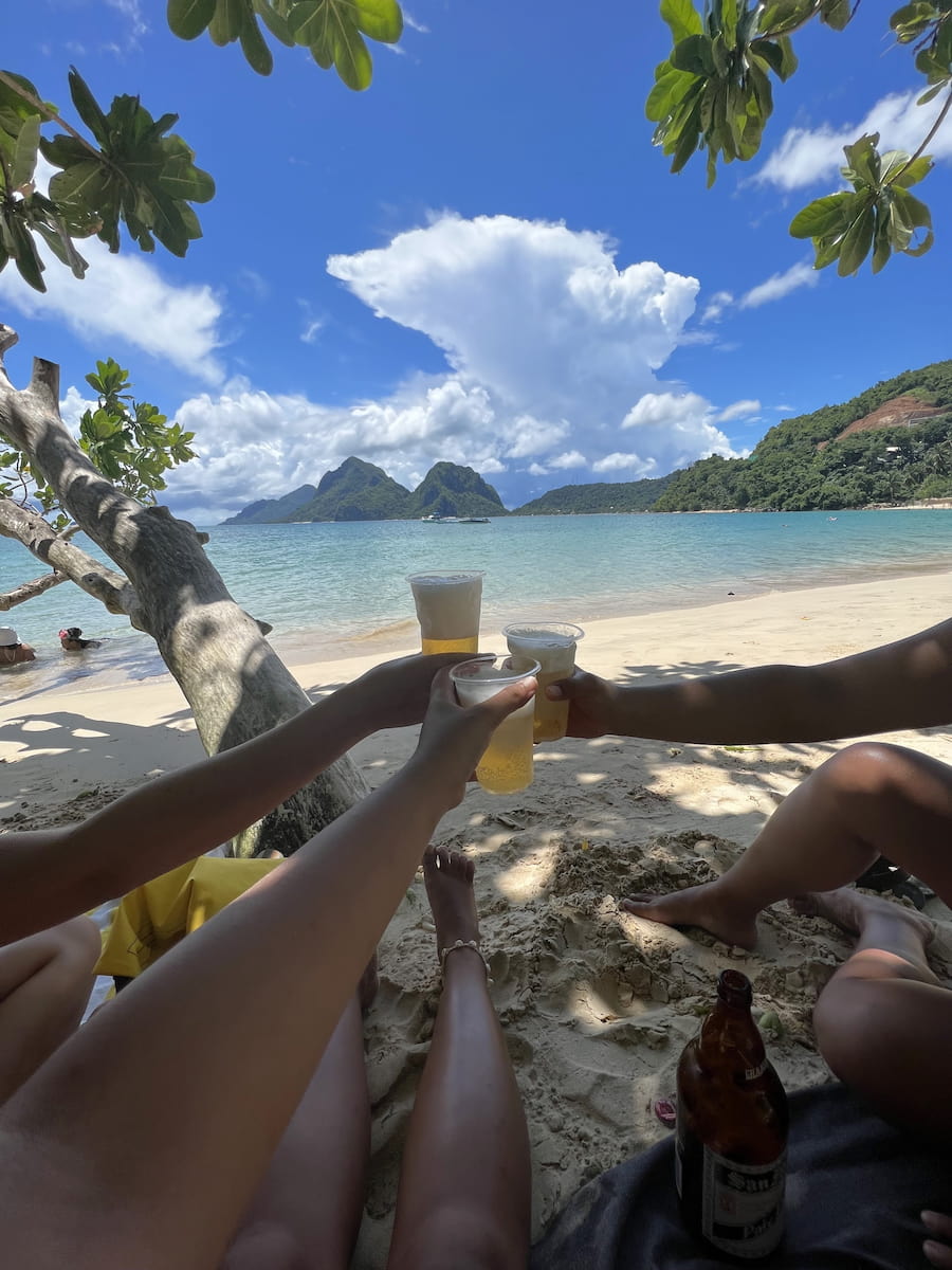 Playa de Marimegmeg, Palawan